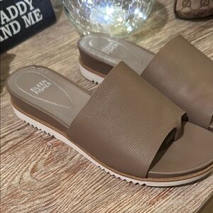 Eileen Fisher Women's Brown Slide Sandals